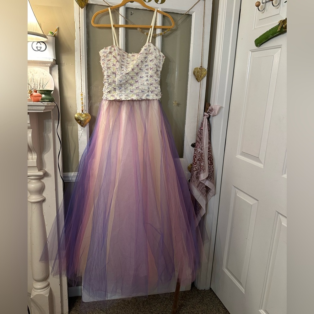 Vintage Prom Party Wedding Gown by Scene Canada